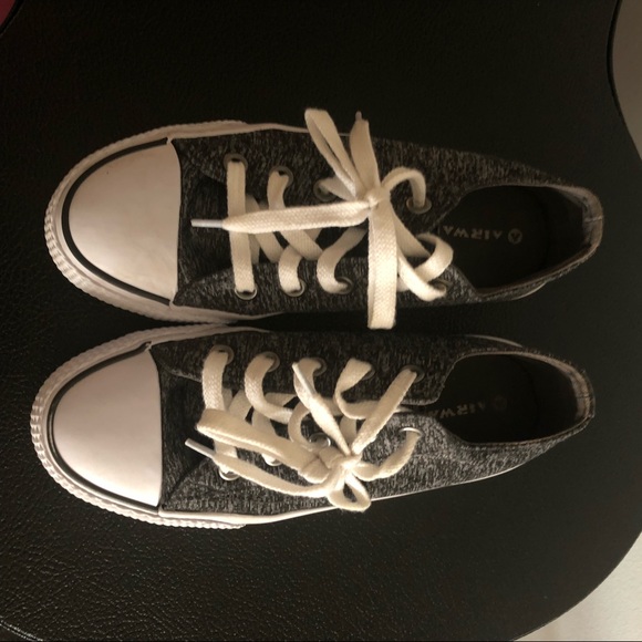 Airwalk Shoes - Picture 1 of 3